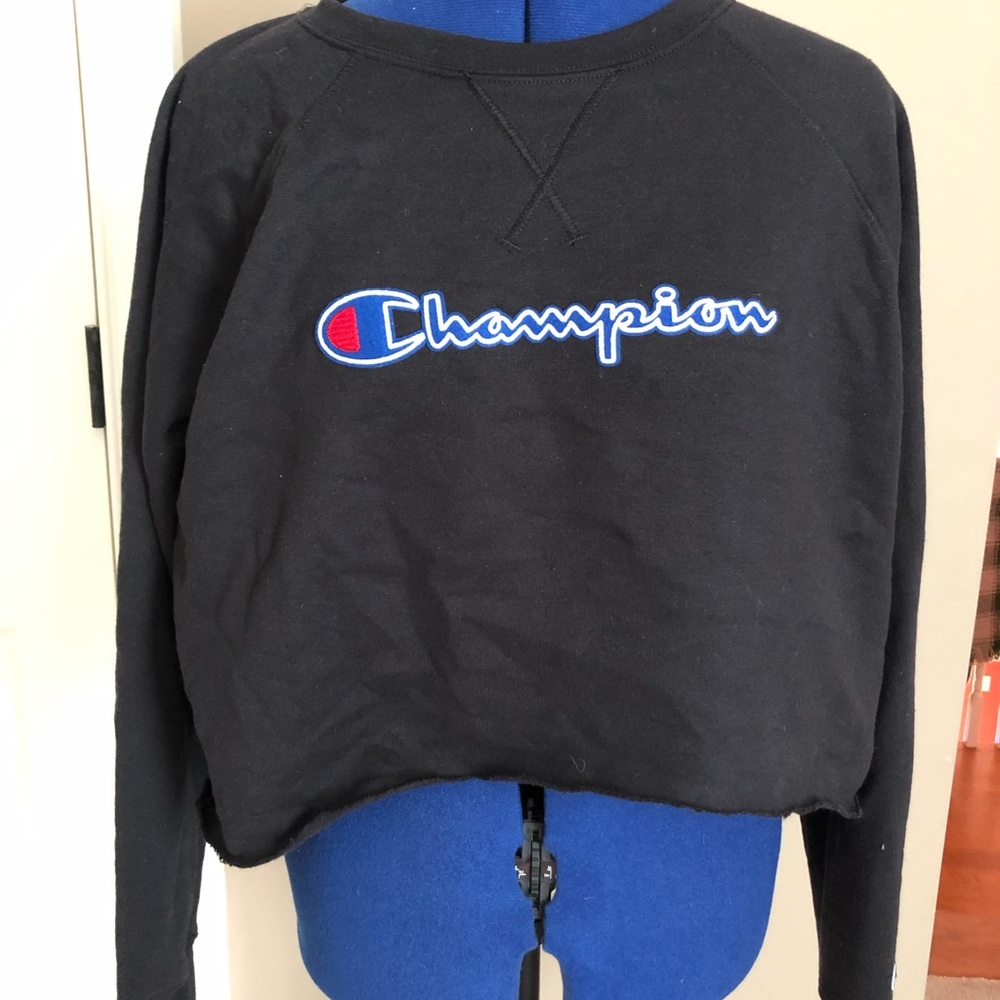 Cropped Champion Sweatshirt